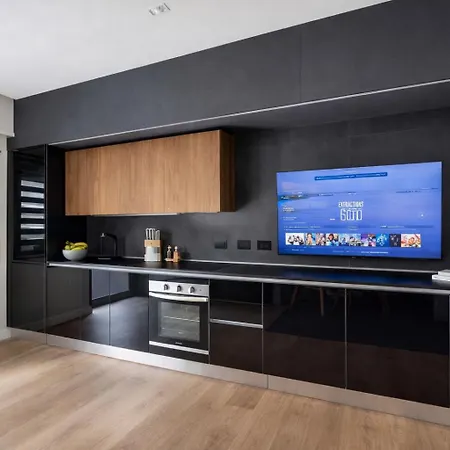 Monte Nero Renovated 1br Apartment, Διαμέρισμα Όλμπια