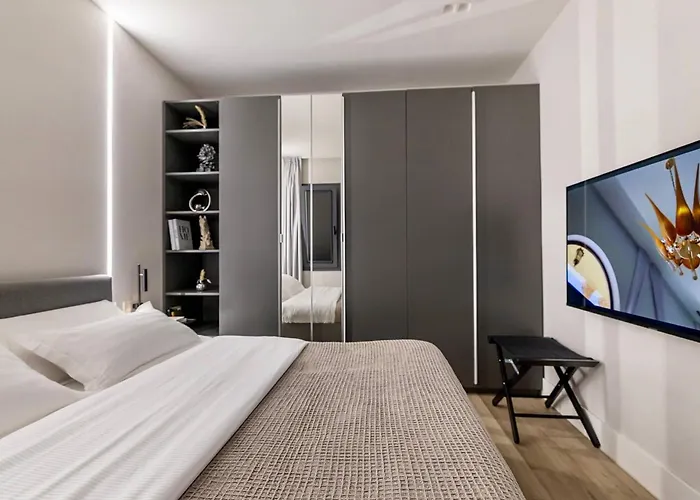 Price Vs Quality - Fully Equipped & Renovated 1br Montenero - Centre * Olbia