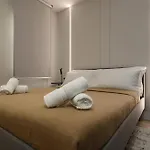 Monte Nero Renovated 1br Apartment,