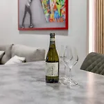 Monte Nero Renovated 1br Apartment, אולביה