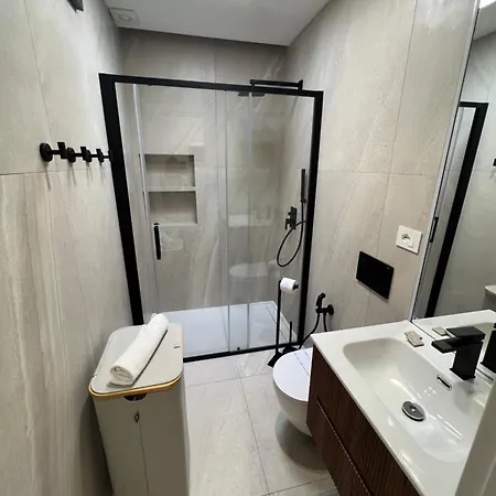 Price Vs Quality-fully Equipped & Renovated 2room Montenero-city Centre Olbia